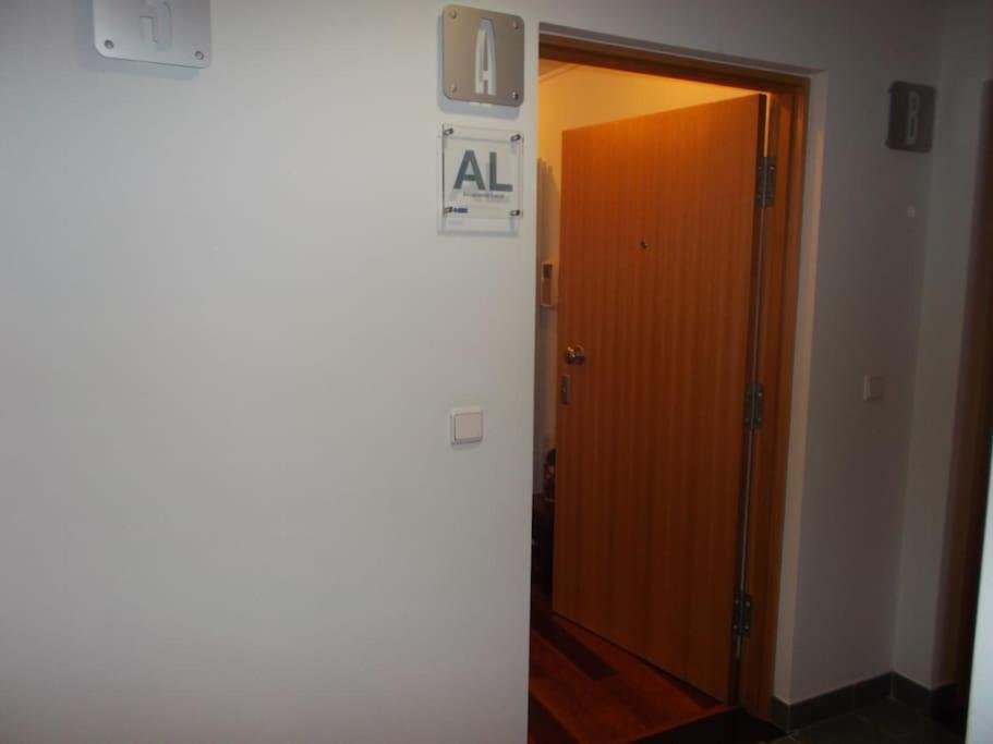 Penthouse City Center Apartment Ponta Delgada المظهر الخارجي الصورة